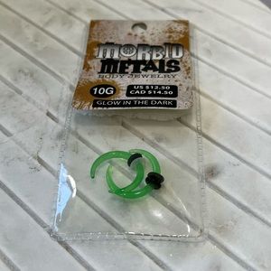 🌸 Size 10 Glow in The Dark Gages